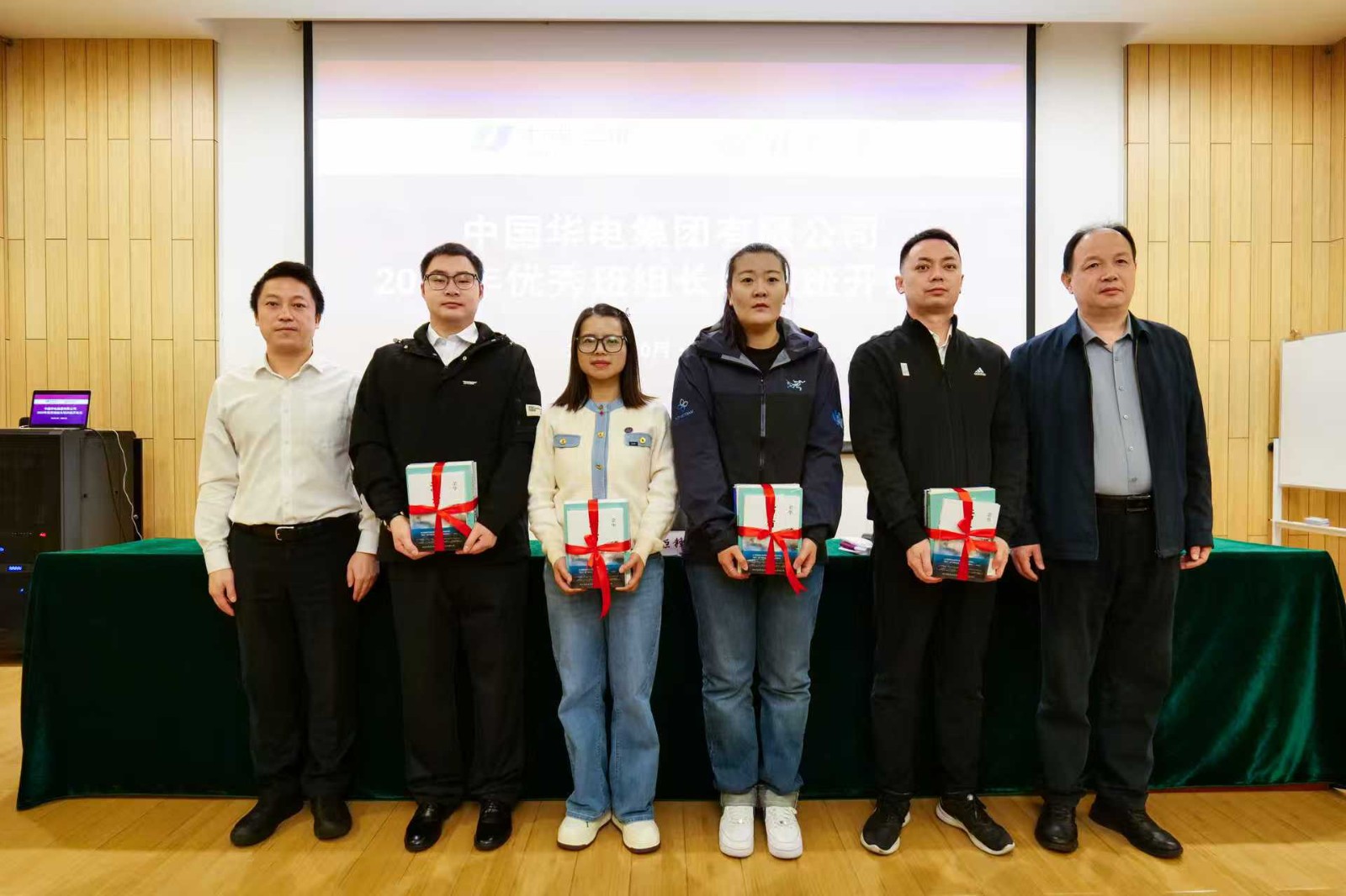 1761011452089087257.jpg 1761011452089087257.jpg